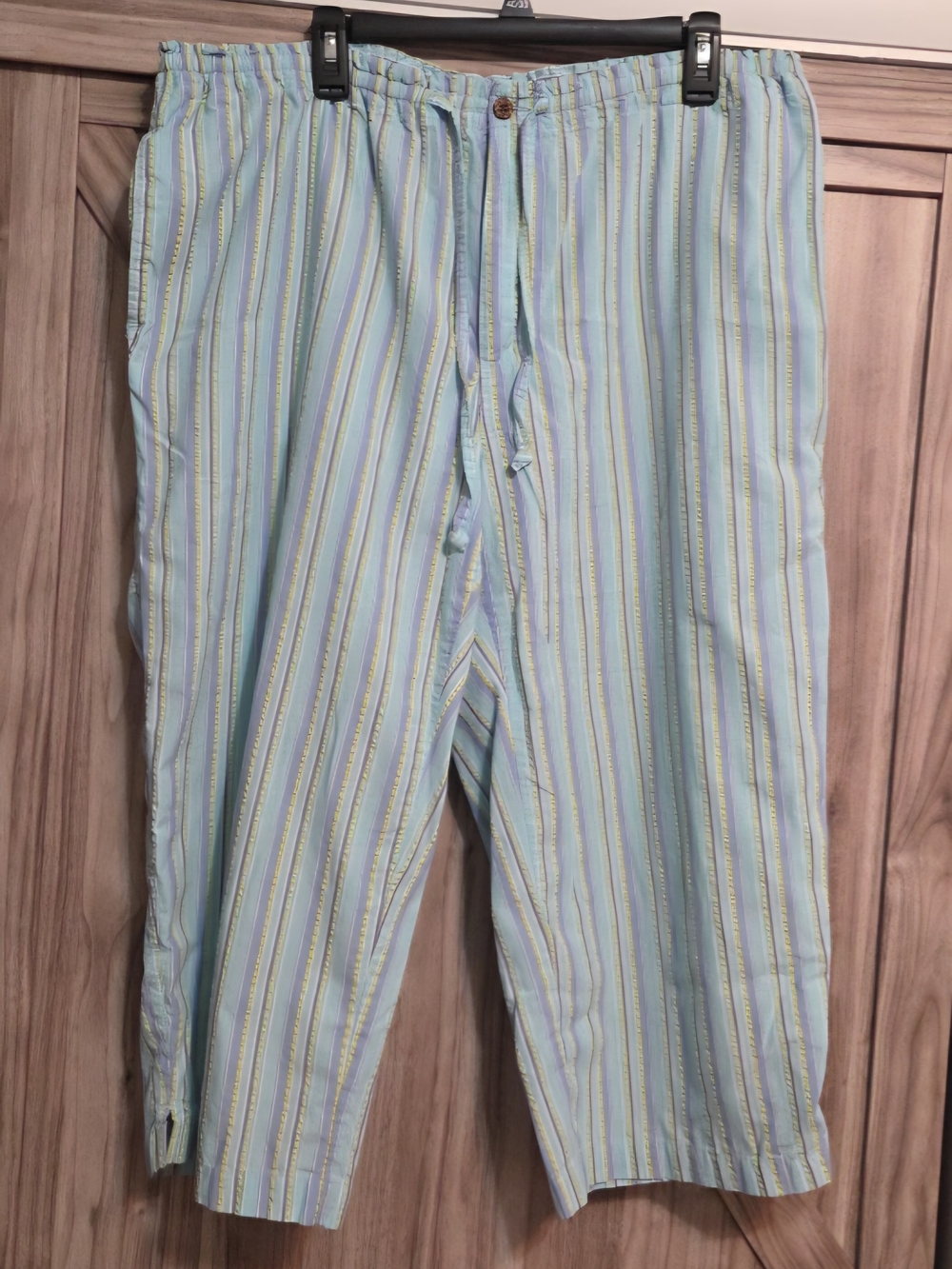 Caribbean Joe Woman Light Blue Striped Women's Capri Pants 1X